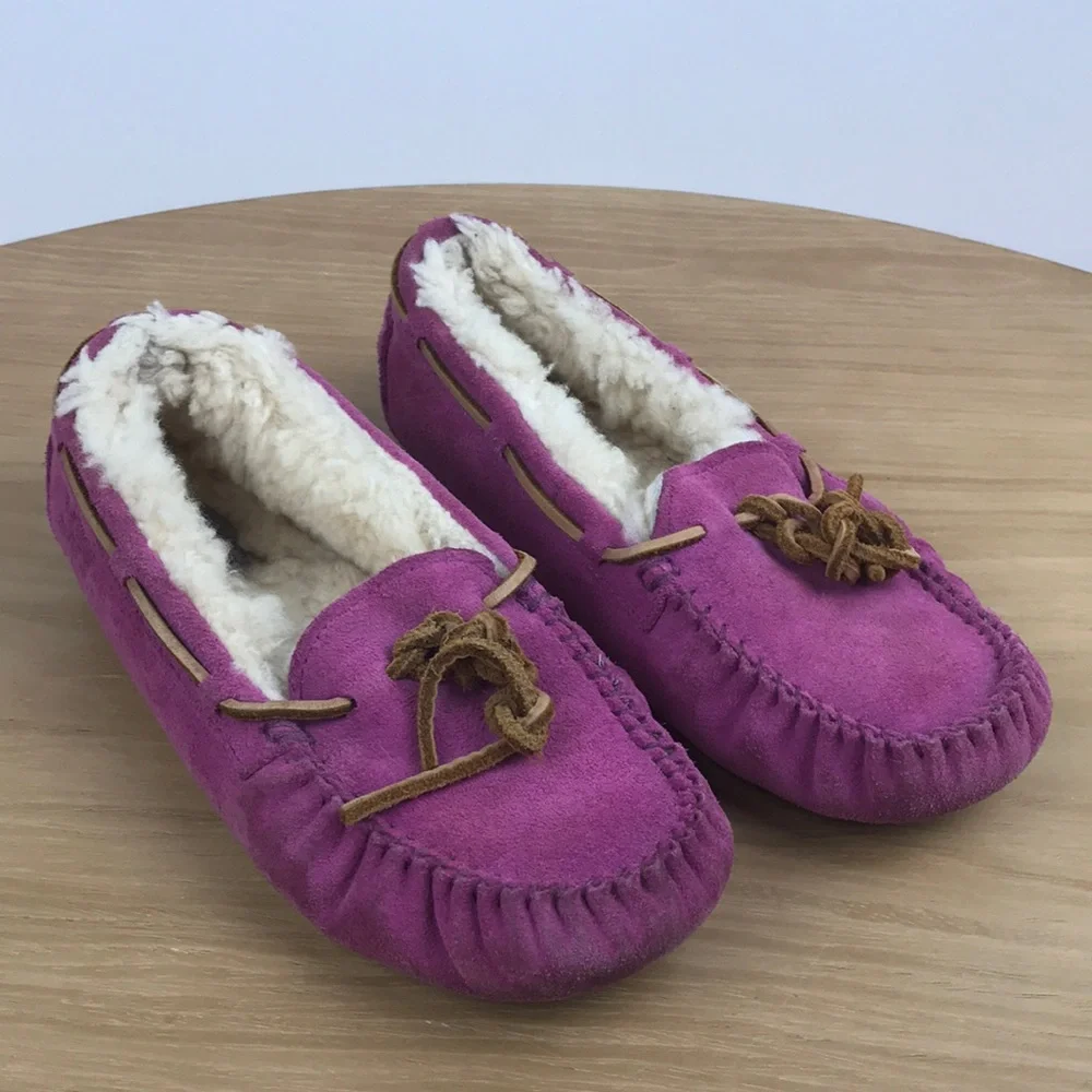 UGG Dakota Slippers (girls' size 3)
